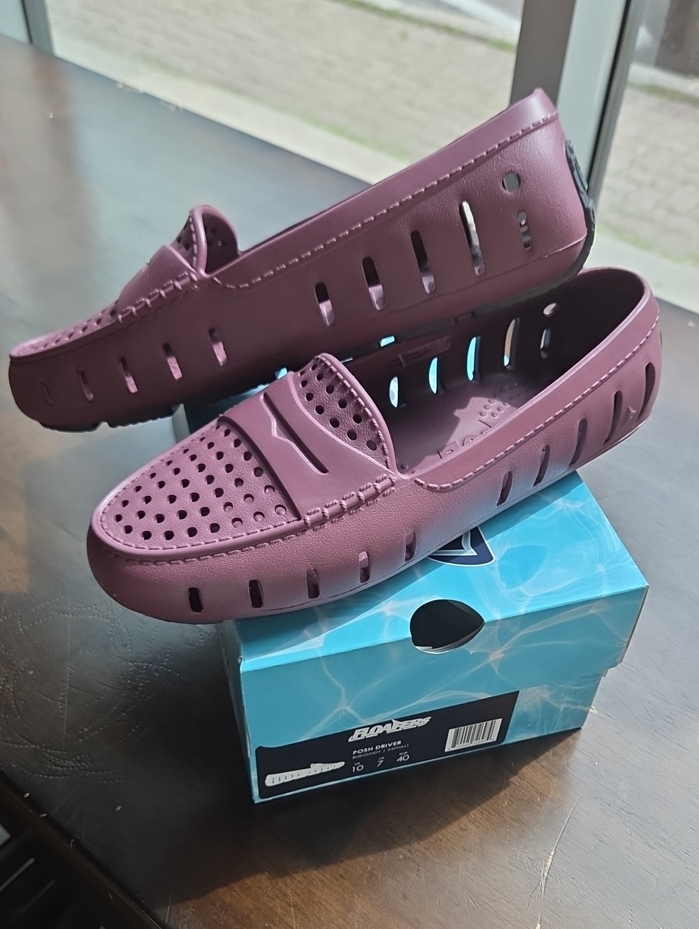 Floafers Women’s Size 10 Slip-On Perforated Loafers - Burgundy